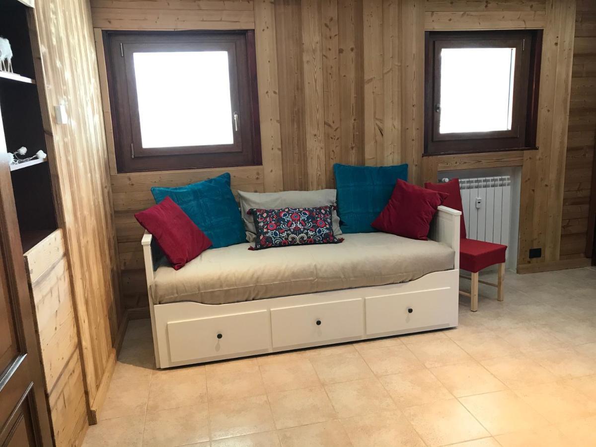 דירות ברויל-קרוויניה Aroma Di Legno E Profumo Di Neve מראה חיצוני תמונה